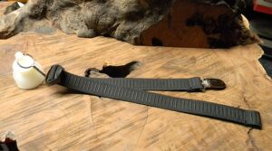 Easy tug strap